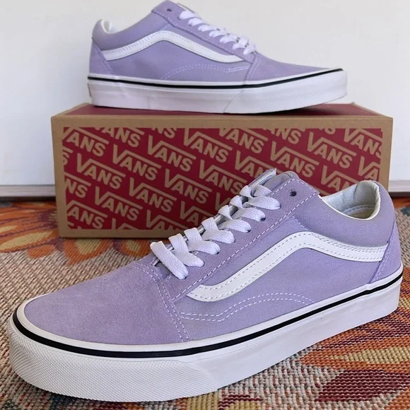 Vans WMNS Old Skool
Color Theory Purple Heath
VN0A5JMIZS0
Sneakers - Picture 15 of 16
